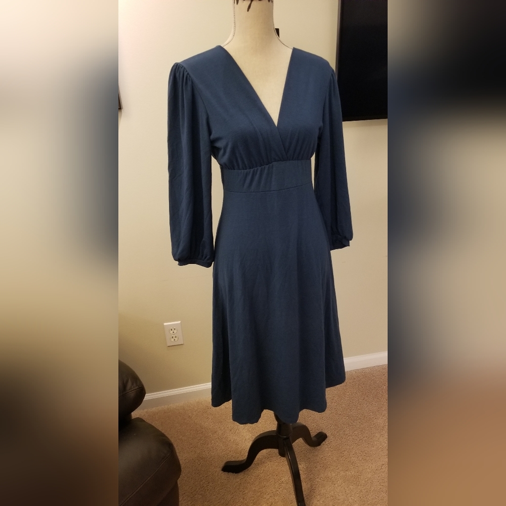 Mandee size large blue dress